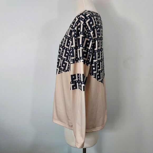 Just Fashion Now Shirt Top Long Sleeve V Neck Womens Size XXL Beige Black - Picture 4 of 12